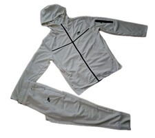 Nuova tuta Nike Tech cotone