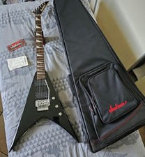 Chitarra Jackson King V JS32 + EMG 81-85 + Custodia