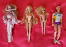 4 BAMBOLE BARBIE KEN JOGGING