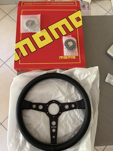 Volante momo prototipo nero - prototipo,