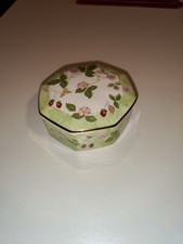 Stunning Wedgwood Wild