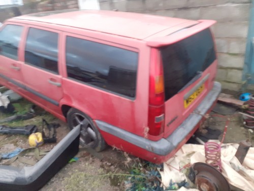 Volvo 850 station wagon - volvo,
