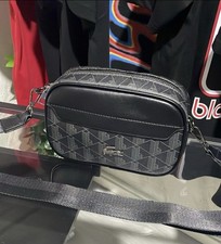 Borsello Lacoste
