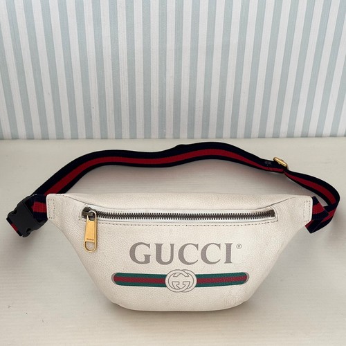 Gucci sherry logo 527792 - logo,