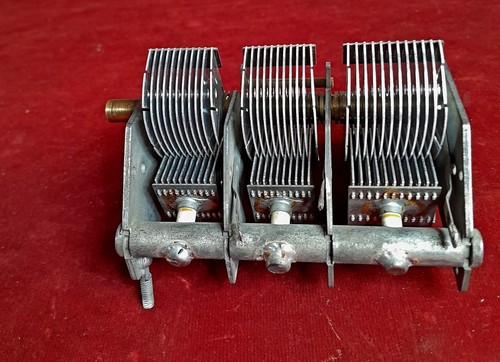 Condensatore variabile 3 - condensatore, a