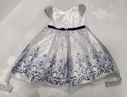 Silver with blue sparkles size - sparkles,