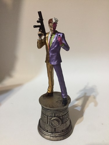 Two face due - two, facce