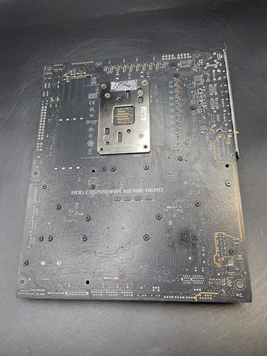 Asus rog crosshair x670e hero - asus,
