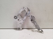 BMW i4 2024 cerniera sinistra