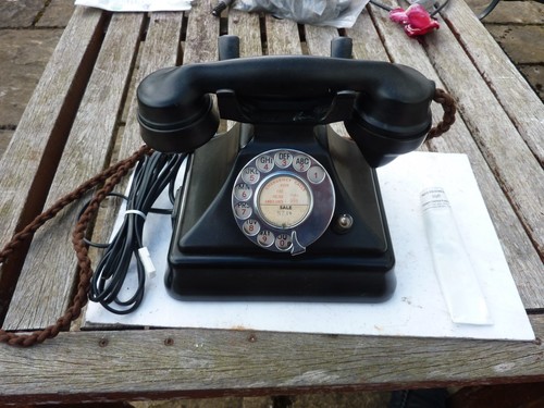 Bakelite telephone 196 lb - telephone,