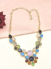 Fantastica collana con pietre