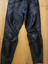 pantaloni moto dainese in