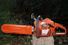 Motosega professionale a benzina Husqvarna 136