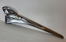 Antico ornamento cappuccio