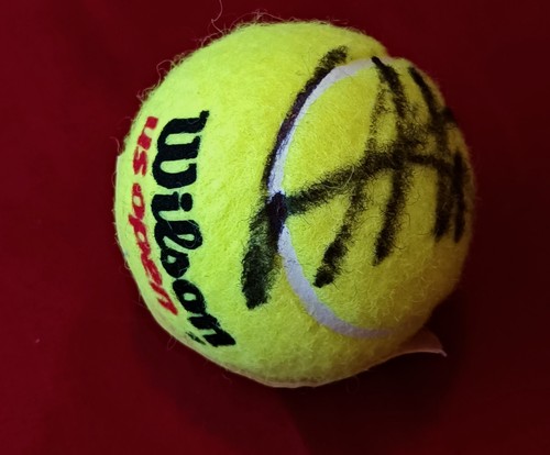 Pallina tennis autografate - da,