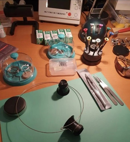 Revisione riparazione orologi - revisione,riparazione,
