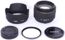 SIGMA 30 mm 1:1.4D DC HSM