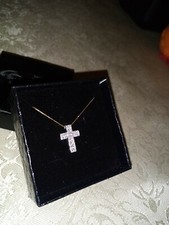 Ciondolo croce in oro bianco