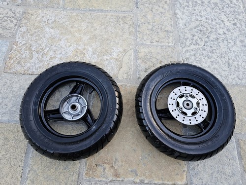 Coppia cerchi con gomme semi - coppia,