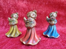 3 Belle Figure, Vecchio