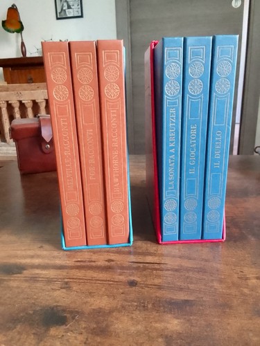 Due cofanetti mondadori fuori - due,