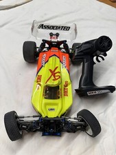 auto radiocomandata elettrica ASSOCIATED B64