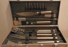 Set barbecue - valigetta 18 attrezzi