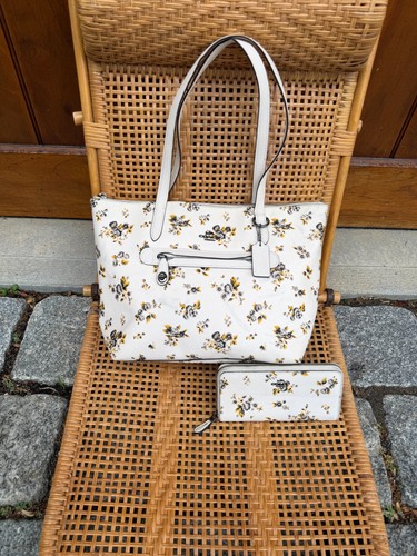 Coach taylor set tote - coach,
