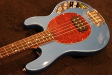 Sterling by MUSIC MAN Ray24CA