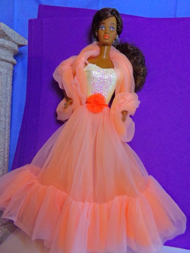 Barbie 1984 pesche crema - barbie,