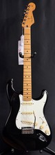 Fender Player II Stratocaster Chitarra elettrica finitura nero lucido