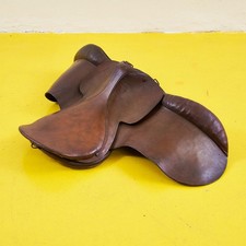 Sella d'epoca in pelle