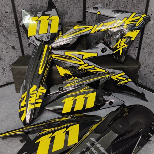 Plastiche grafiche suzuki - +,
