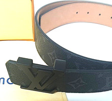 Louis Vuitton LV Initiales