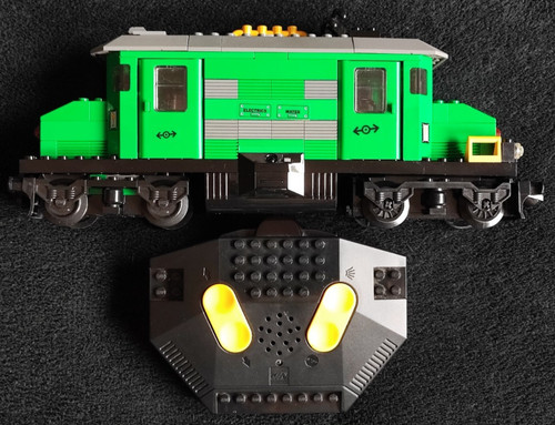 Lego treno cargo - treno, verde