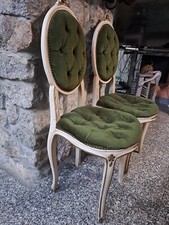 Sedie antiche eleganti in