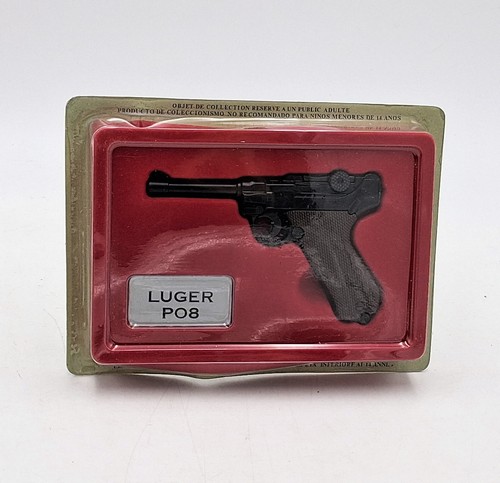 Pistole revolver luger p08 - ",