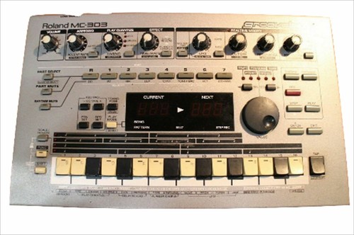 Roland 303 groovebox - roland, mc-303