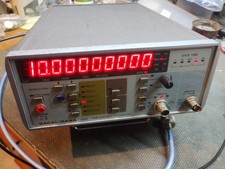 Racal Dana 1998 Frequency Counter