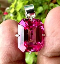 23 KT un Naturale Zaffiro Rosa