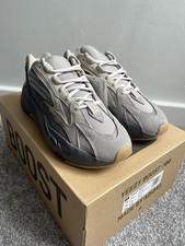 Adidas yeezy boost 700 - boost,