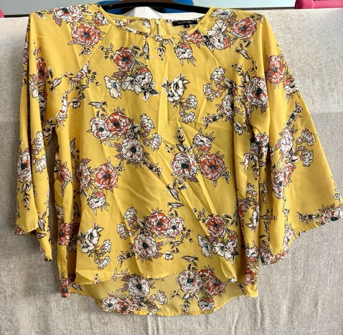 Camicetta floreale giallo