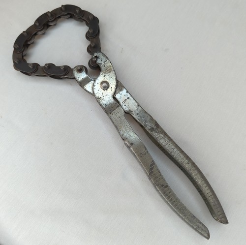 Vintage tools chain - tools, exhaust