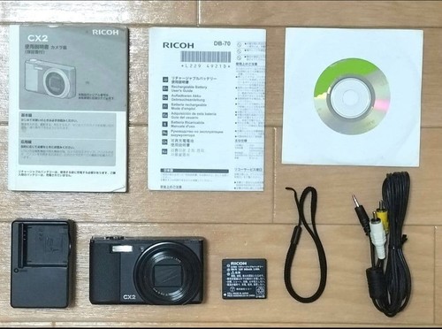 Fotocamera digitale compatta