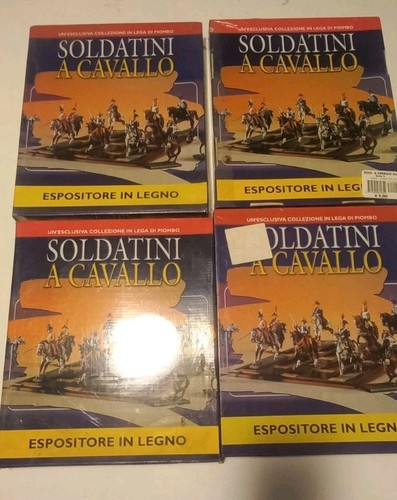 Espositore legno soldatini - in,