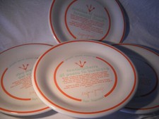 Set di quattro piatti vintage in ceramica con ricette di Ugo Tognazzi