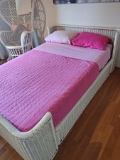 letto in vimini colore bianco misure  133x200cm