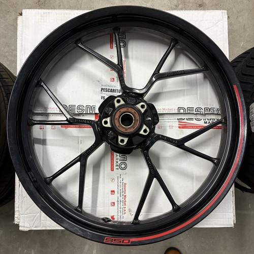 Cerchio anteriore ducati - cerchio,