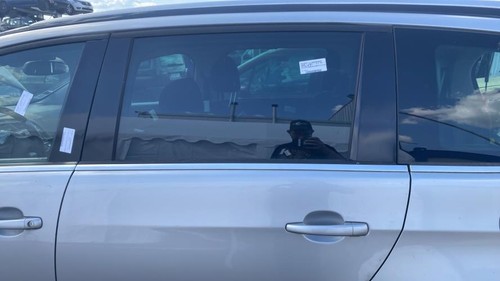 Portiera posteriore sinistra