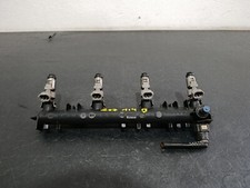 FLAUTO RAIL INIEZIONE INIETTORI PEUGEOT 207 1.4 BZ 9652451580 9644224380 USATO